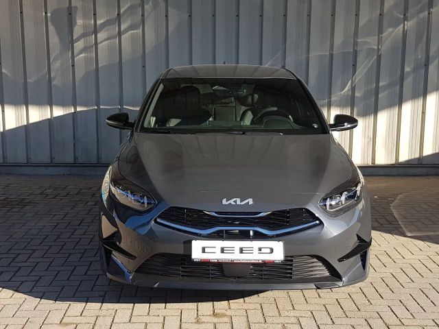 Kia Ceed / cee'd
