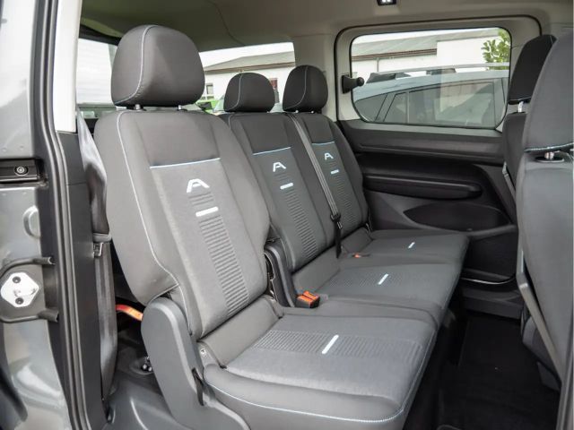 Ford Tourneo