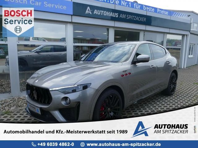 Maserati Levante 3.8 V8 Trofeo PANO 22" HK *GRIGIO* 2022 Benzine