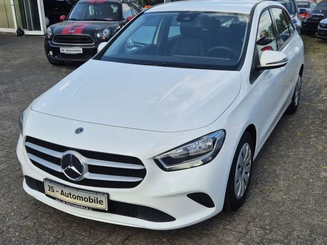 Mercedes-Benz B 160 B 160 CLIMATR T-LEDER SHZ 1.HD KOMPLETT SCHECKHEFT 2020 Benzine