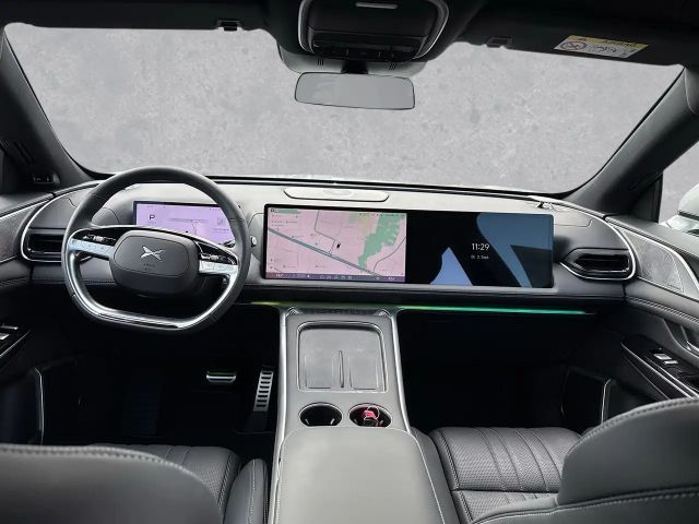 Xpeng G9