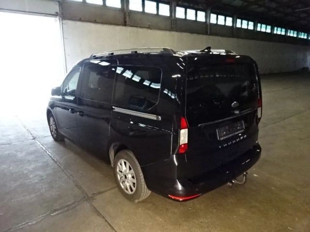 Ford Grand Tourneo