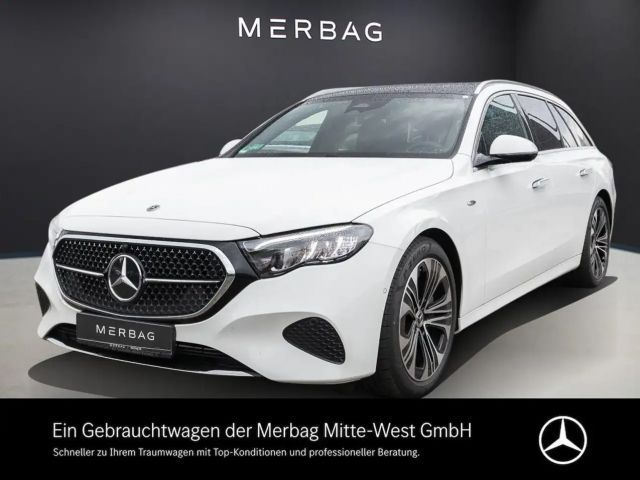 Mercedes-Benz E 300 e T-Modell mit EQ Hybrid Technologie Pano 2025 Hybride / Benzine