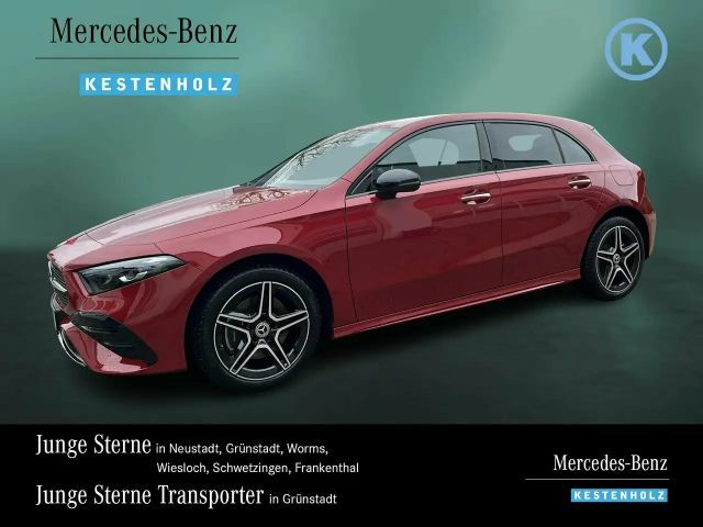 Mercedes-Benz A 250 A 250 e AMG+NIGHT+KAM+AMBI+SOUND+LENKHZ+MLED+TWA 2024 Hybride / Benzine
