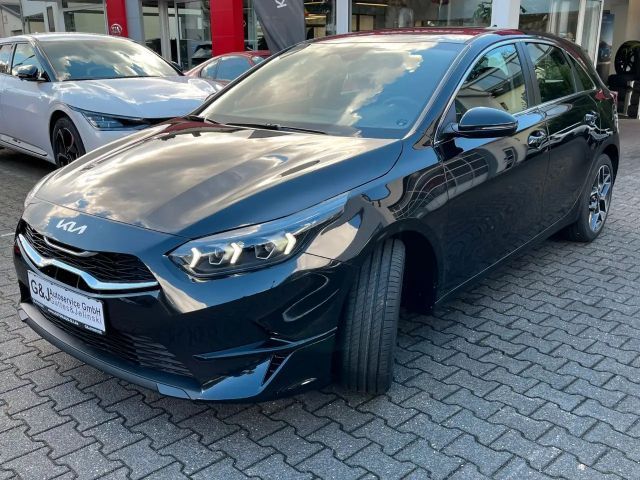 Kia Ceed / cee'd