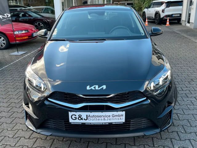 Kia Ceed / cee'd