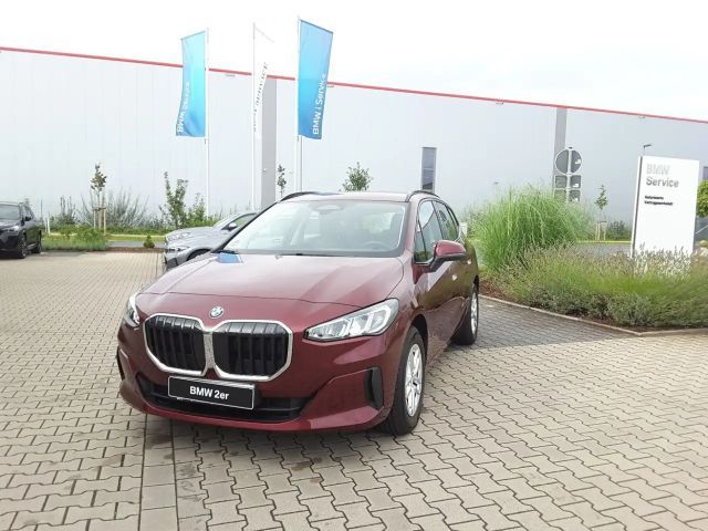 BMW 216 2025 Benzine
