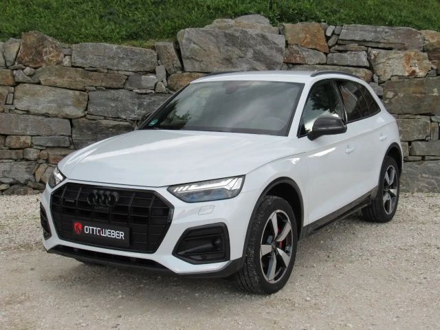 Audi Q5 40 TDI advanced S line Matrix Tour Business 2022 Diesel