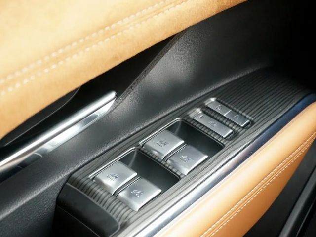 Mazda 6e