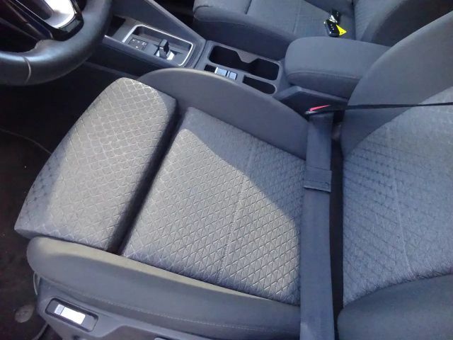Ford Grand Tourneo