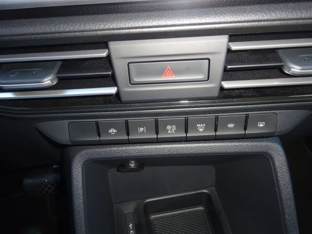 Ford Grand Tourneo