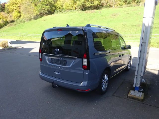 Ford Grand Tourneo