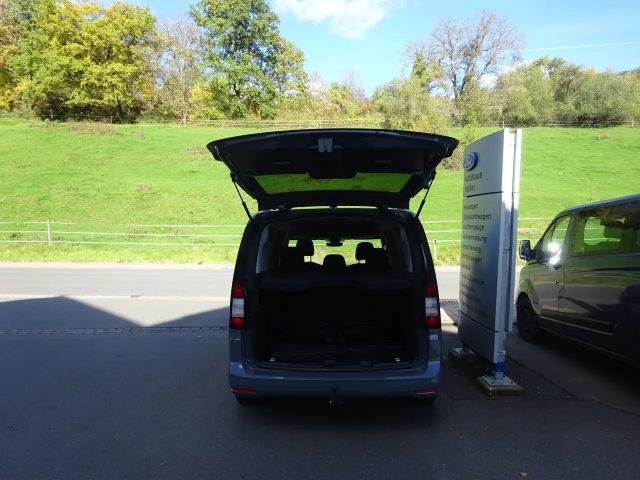 Ford Grand Tourneo