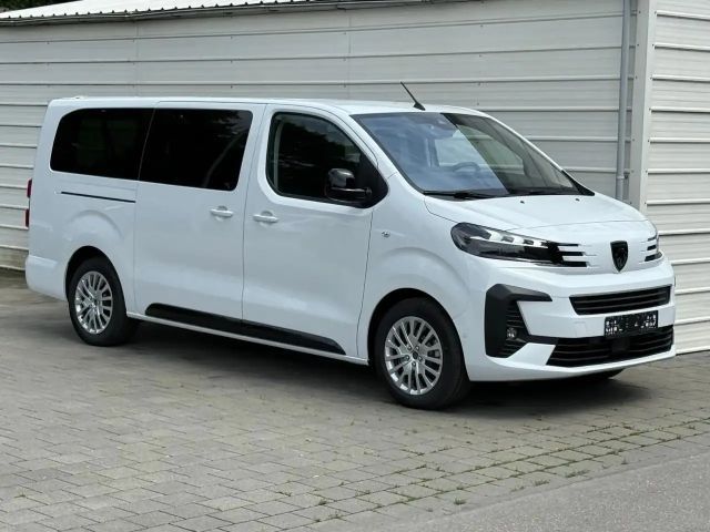 Peugeot Traveller