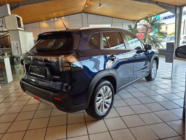 Suzuki S-Cross
