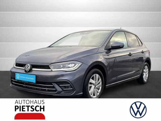 Volkswagen Polo 1.0 TSI DSG Style Matrix Pano AHK ACC Navi 2024 Benzine
