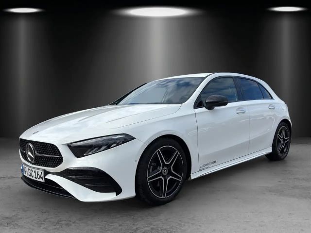 Mercedes-Benz A 180 d AMG Distro KeyGO NIGHT Kamera LED 2024 Diesel