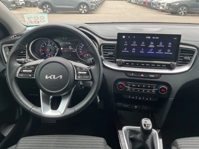 Kia Ceed / cee'd