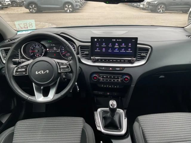 Kia Ceed / cee'd