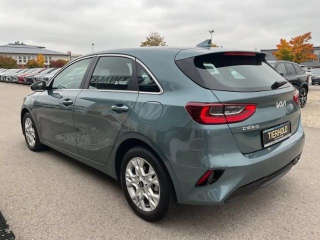 Kia Ceed / cee'd