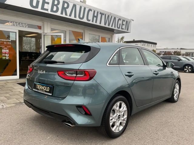 Kia Ceed / cee'd