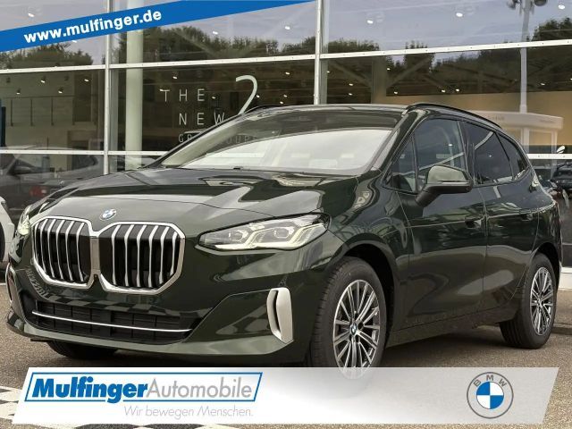 BMW 218 i Active Tourer  HUD PaAs+DrivAs AdapLED AHK Ha 2025 Benzine