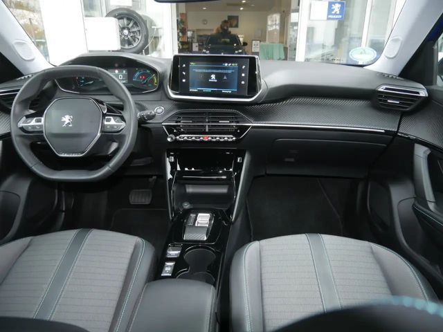 Peugeot e-2008