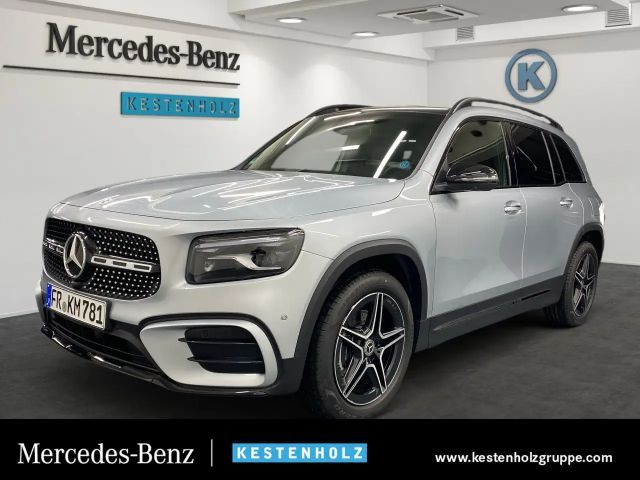 Mercedes-Benz GLB 200 AMG+AHK+HANDS-FREE+360°+DISTR+MULTI+PARK 2025 Benzine