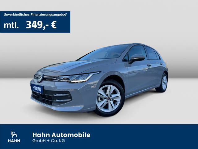 Volkswagen Golf VIII 1.5TSI DSG Life ACC Cam LED Navi Sitzh 2024 Benzine