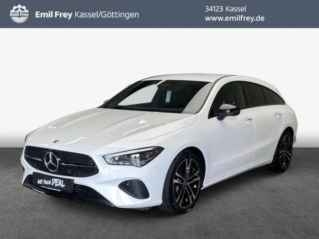 Mercedes-Benz CLA 180 2025 Benzine