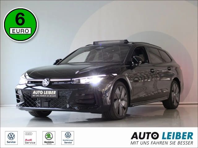 Volkswagen Passat Variant 2.0 TDI SCR 4M R-LINE Pano/Sthzg/UP 2025 Diesel