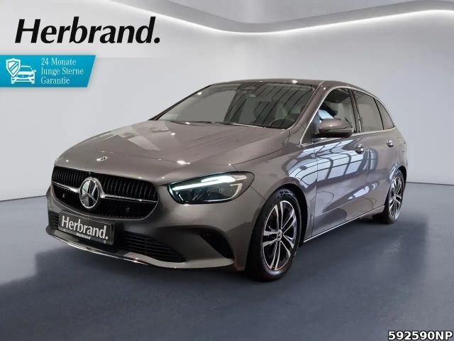 Mercedes-Benz B 200 2024 Benzine