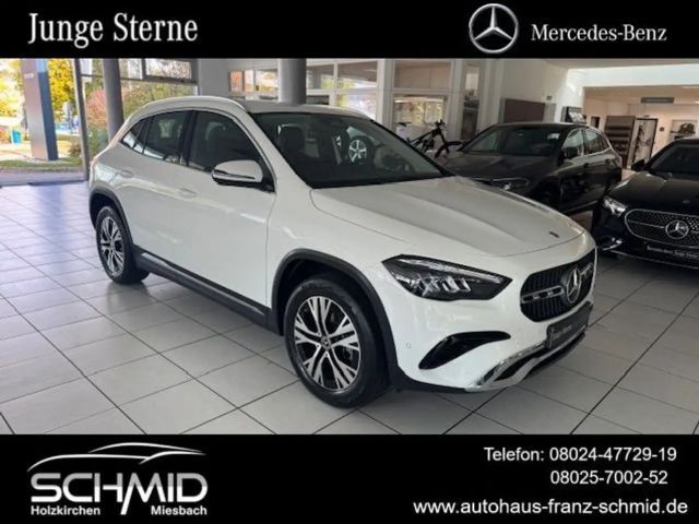 Mercedes-Benz GLA 250 2025 Hybride / Benzine