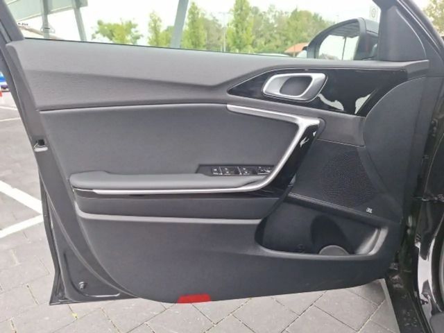 Kia Ceed / cee'd