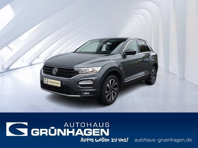 Volkswagen T-Roc T-Roc 1.5 TSI DSG-Navi-SHZ-AHK-Front+LaneAssist 2021 Benzine