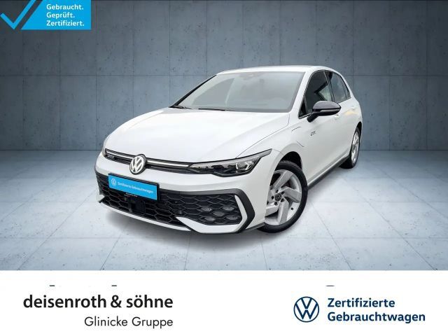 Volkswagen Golf GTE GTE AHK/Matrix/HuD/Business/ACC/Nav/Kam/SHZ 2025 Hybride / Benzine
