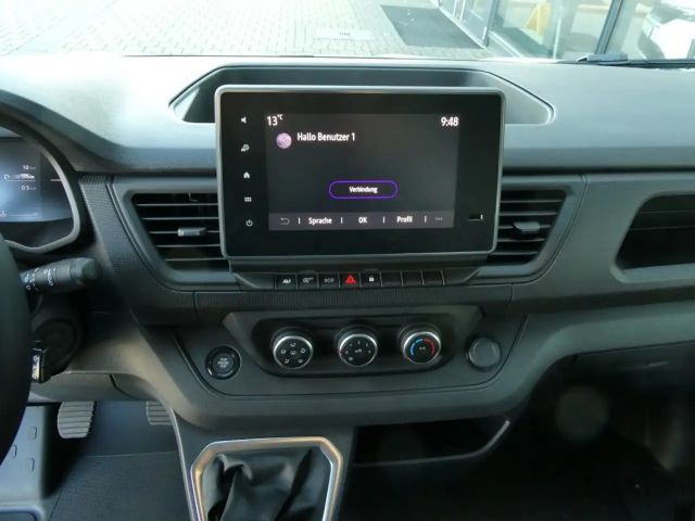 Nissan Primastar