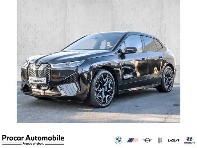 BMW iX xDrive40 M Sport HUD PANO ACC AHK RFK NAVI 2023 Elektrisch