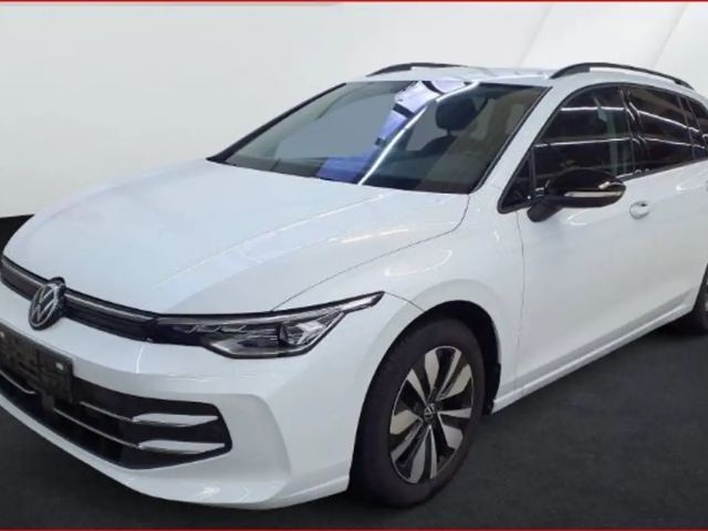 Volkswagen Golf 2024 Benzine