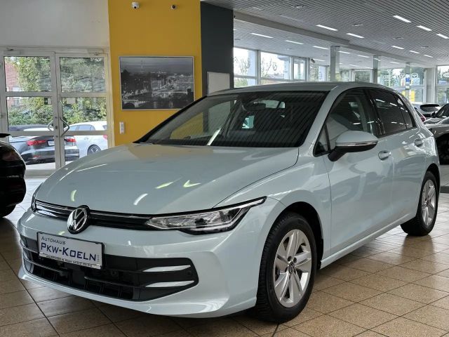 Volkswagen Golf 2025 Benzine