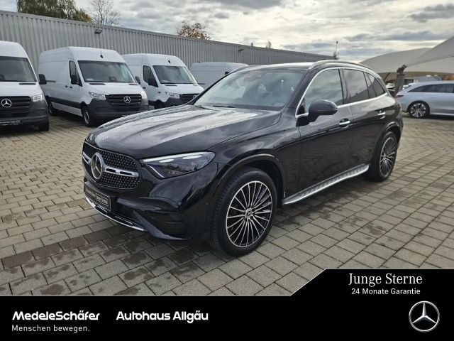 Mercedes-Benz GLC 300 2023 Hybride / Diesel