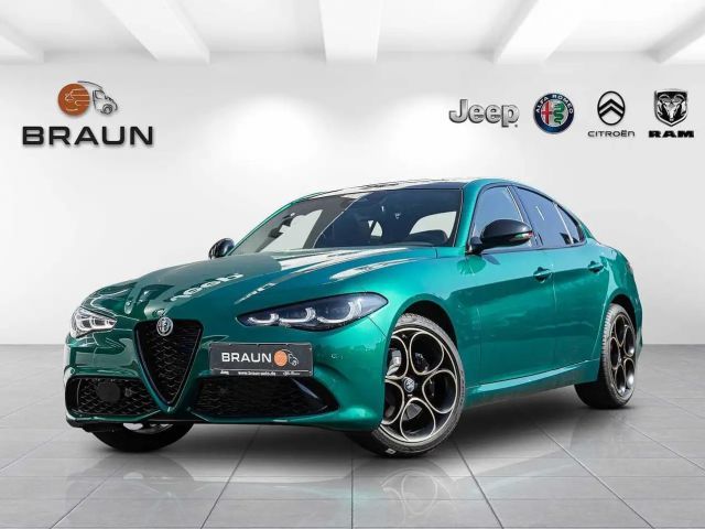 Alfa Romeo Giulia 2.0 16V AT8-Q4 INTENSA 2025 Benzine