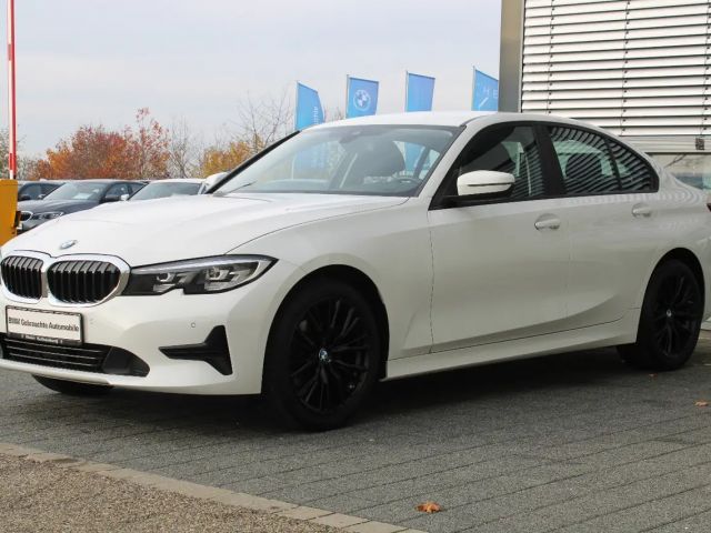 BMW 318 2022 Benzine