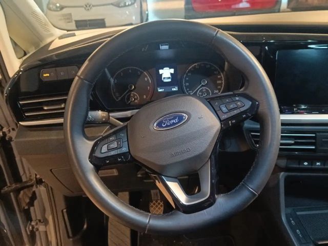 Ford Grand Tourneo