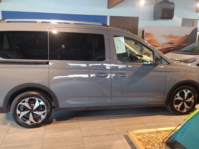 Ford Grand Tourneo