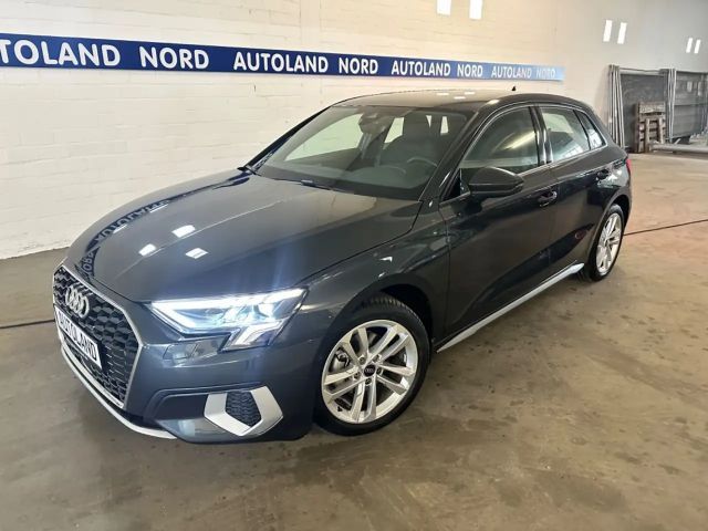 Audi A3 2023 Benzine