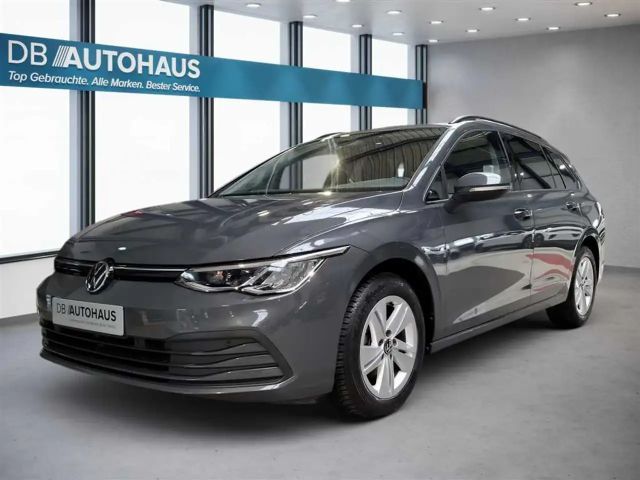 Volkswagen Golf 2023 Benzine