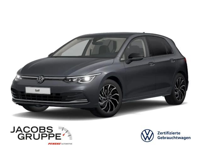 Volkswagen Golf 2022 Benzine