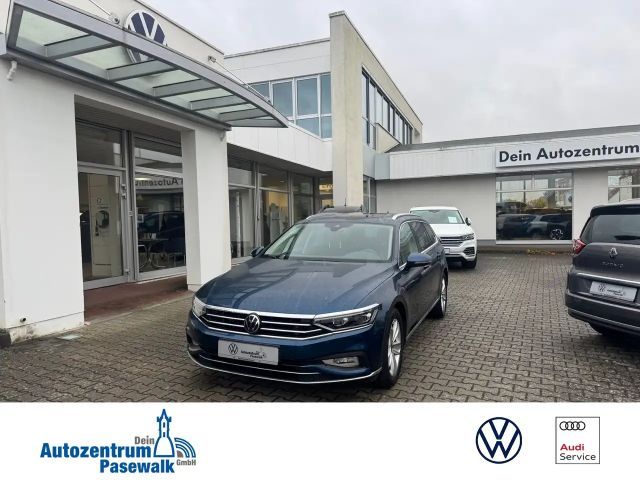Volkswagen Passat Variant CB 2.0 TDI DSG Elegance 2023 Diesel