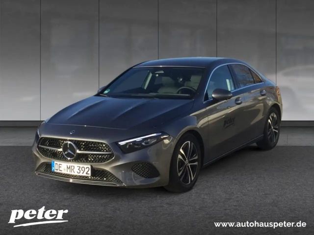 Mercedes-Benz A 180 Limousine Progressive Advanced Plus, AHV 2025 Benzine